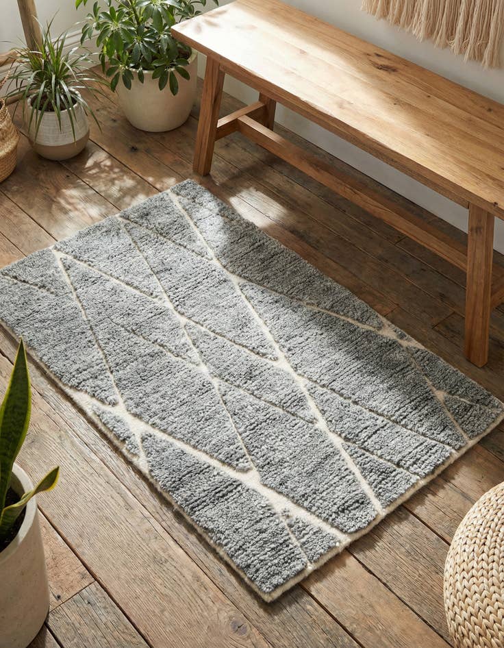 Detail image of 2' x 3' 1 Atlas Moroccan Wool Rug