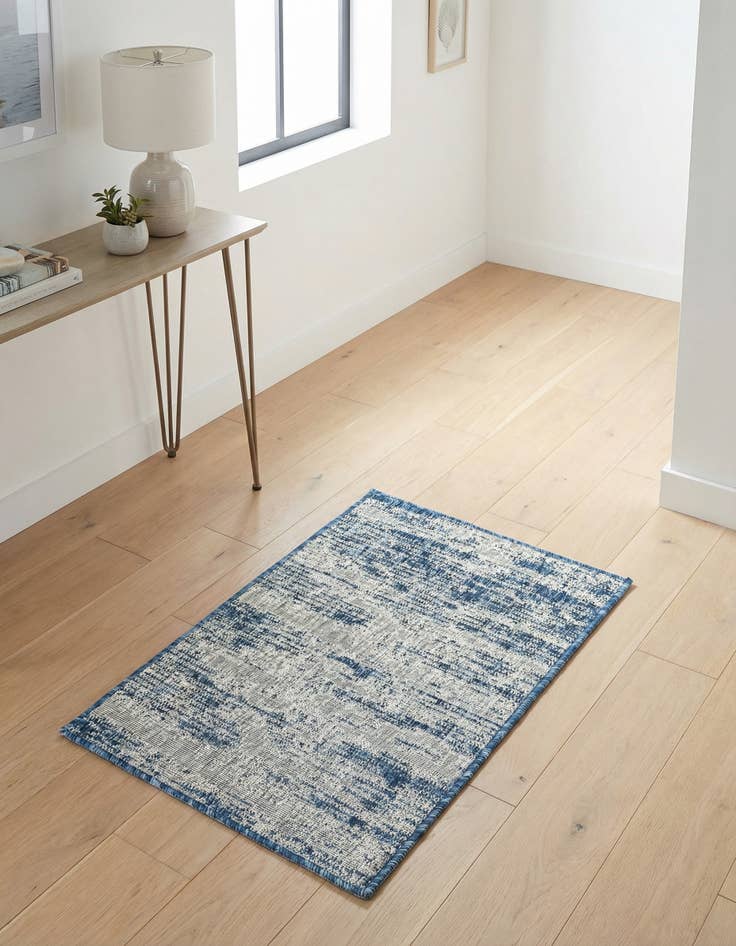 Detail image of 2' x 3' Easy-Clean Modern Indoor / Outdoor Rug