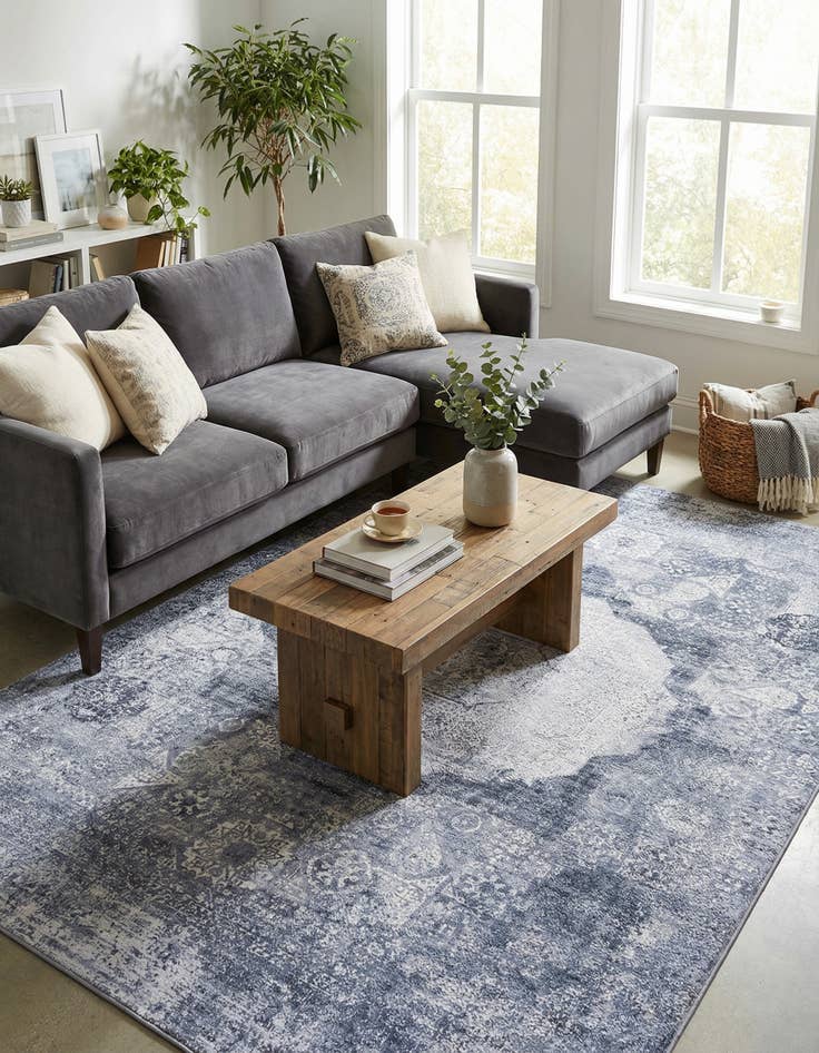 Detail image of 6' x 9' Washable Yara Rug