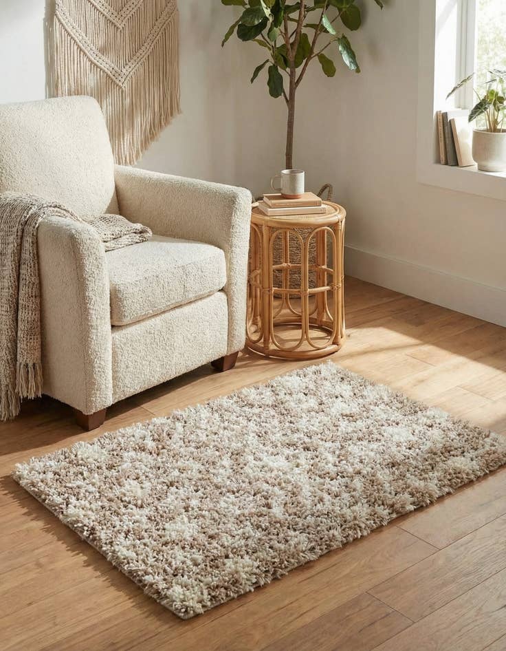 Detail image of 2' x 3' Moroccan Trellis Shag Rug