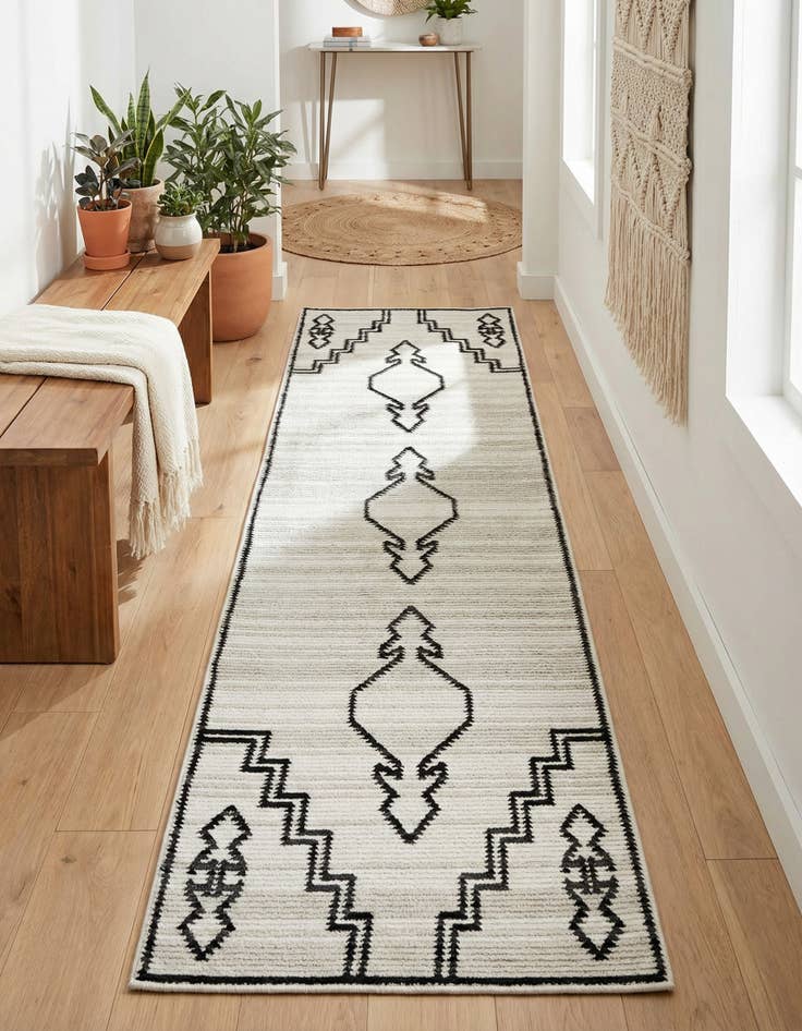 Detail image of 2' 7 x 10' Odyssey Runner Rug