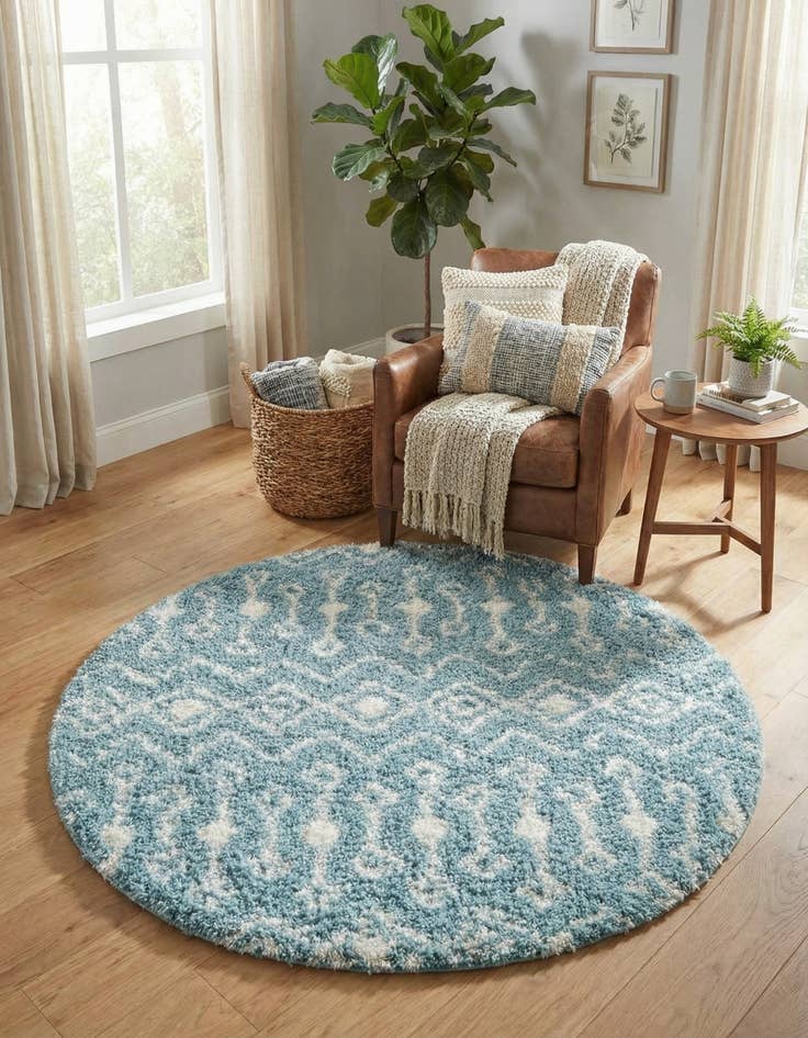 Detail image of 5' 3 x 5' 3 Moroccan Trellis Shag Round Rug