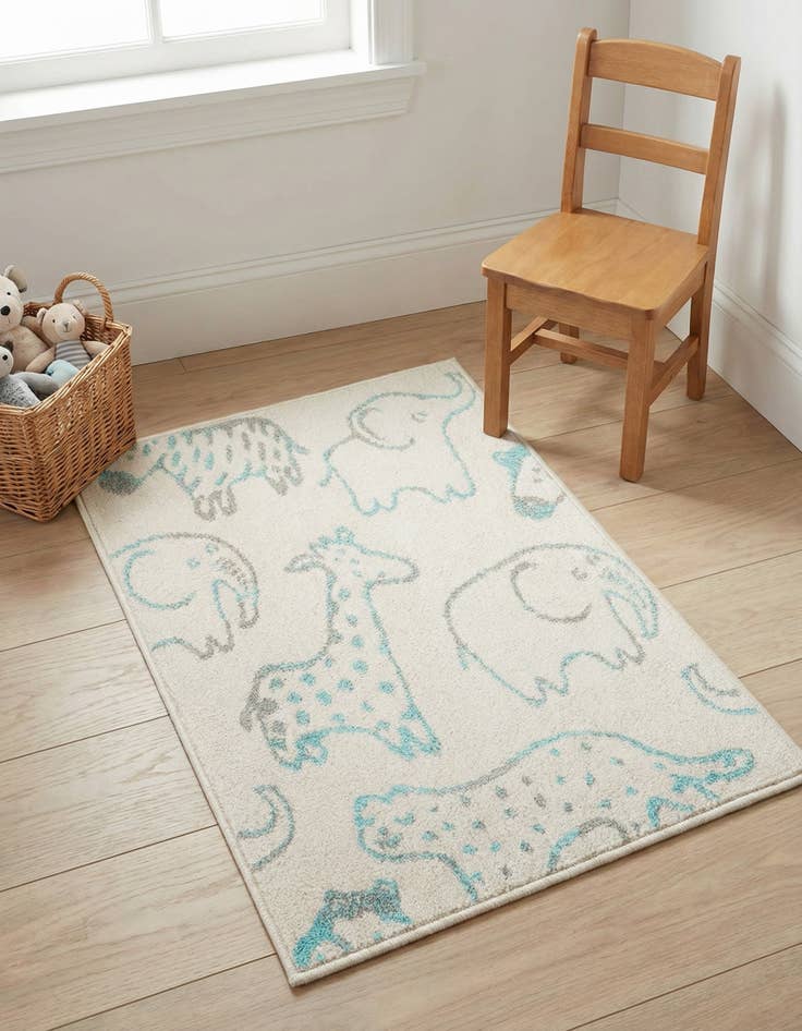 Detail image of 2' 2 x 3' Animals Whimsy Kids Rug