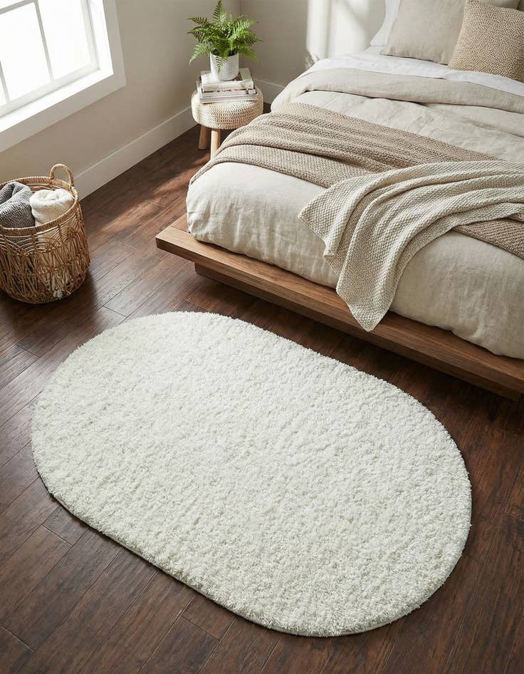 Detail image of 3' 3 x 5' 3 Everyday Shag Oval Rug