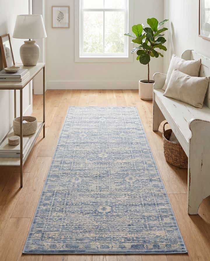2' 7 x 6' Restoration Runner Rug