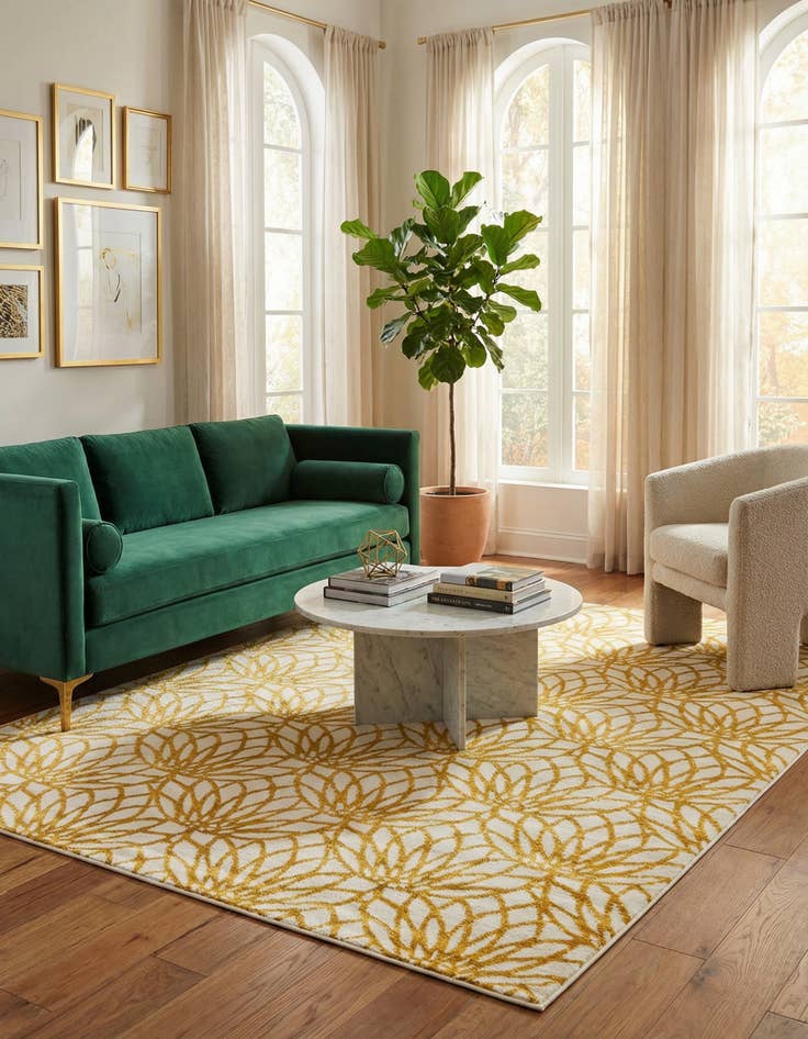 Detail image of 7' x 10'  Marilyn Monroe&trade; Glam Dahlia Rug