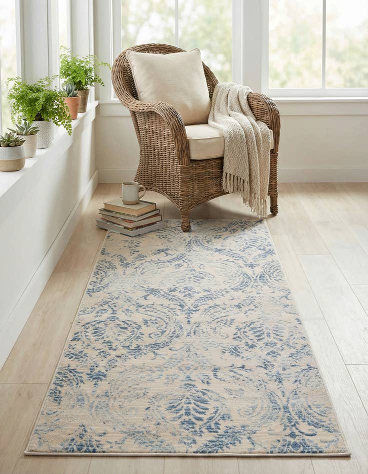 Detail image of 2' 7 x 6' Victoria Runner Rug