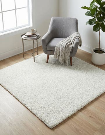 5' x 5' Soft Solid Shag Square Rug