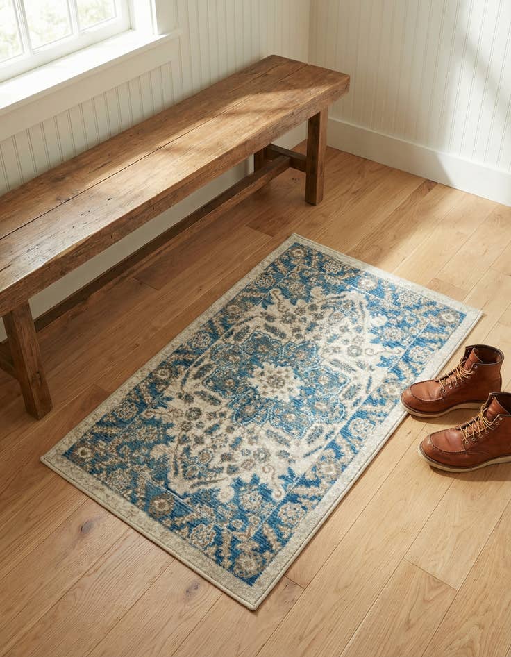 Detail image of 2' x 3' Vienna Rug