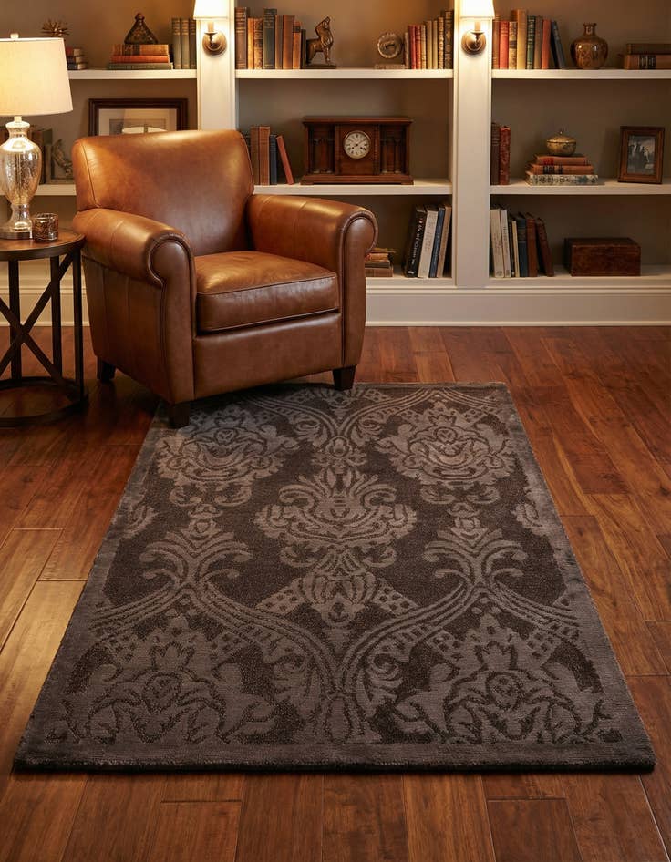 Detail image of 3' 1 x 4' 10 Hand Knotted Darya Wool Rug