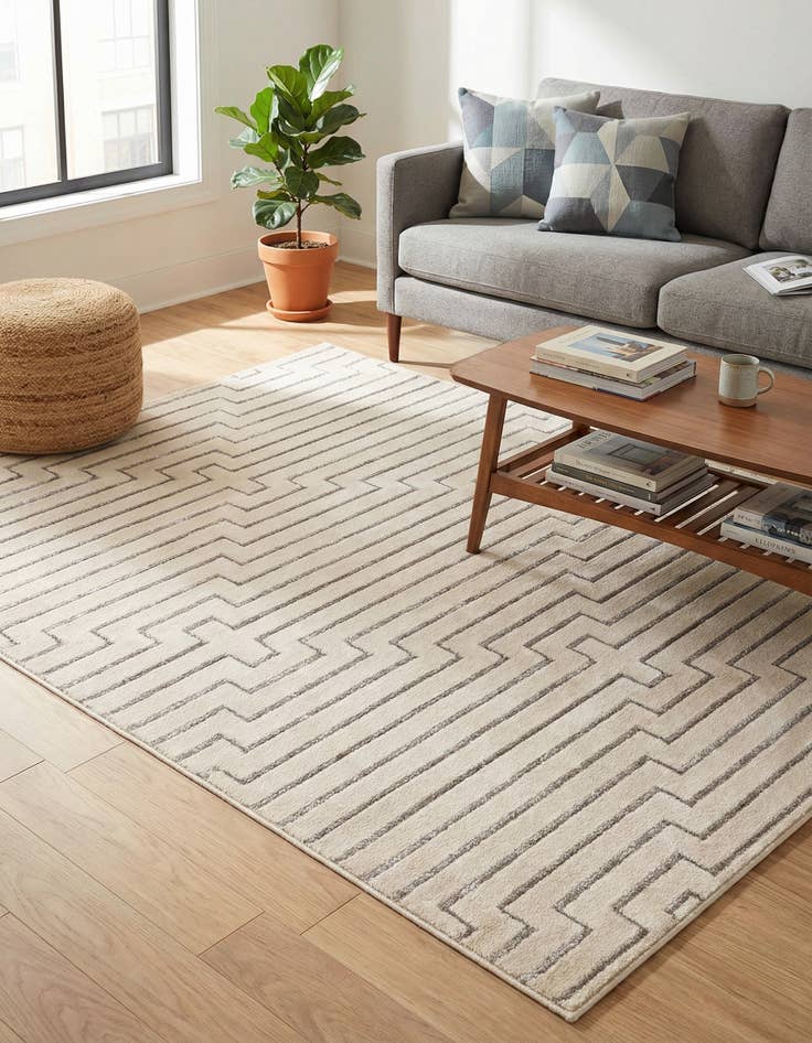 Detail image of 5' 3 x 7' Vogue Geo Rug