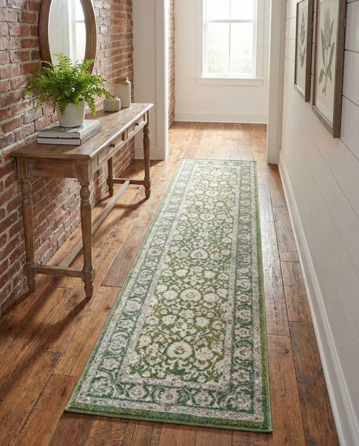 Detail image of 2' 7 x 10' Aurelia Runner Rug