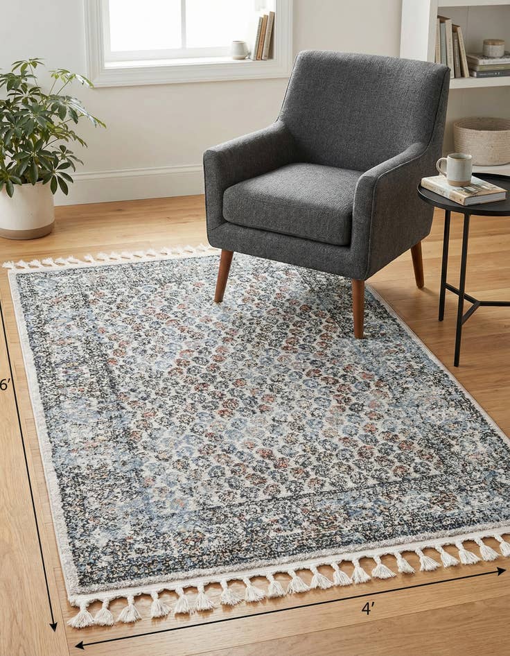 Detail image of 4' x 6' Aramis Rug