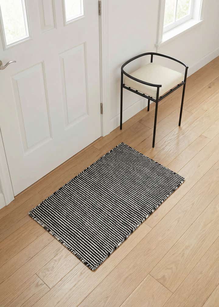 2' 2 x 3' 1 Easy-Clean Jill Zarin Palm Springs Indoor / Outdoor Rug