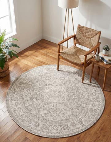 Light Gray Easy-Clean Aztec Indoor / Outdoor Round Rug