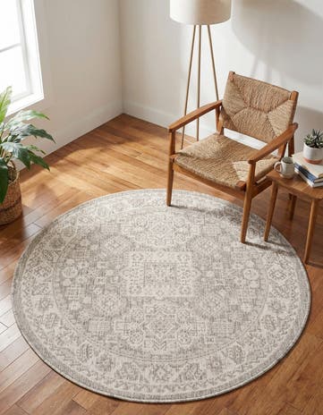 Light Gray Easy-Clean Aztec Indoor / Outdoor Round Rug