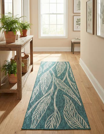 2' x 6' Easy-Clean Botanical Indoor / Outdoor Runner Rug