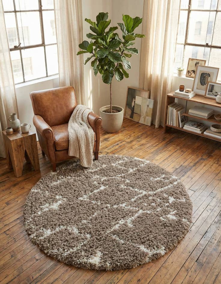 Detail image of 5' x 5' Infinity Shag Round Rug
