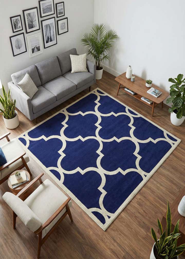 7' 10 x 7' 10 Lattice Square Rug
