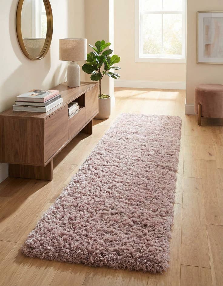Detail image of 2' x 10' Marilyn Monroe™ Shag Runner Rug