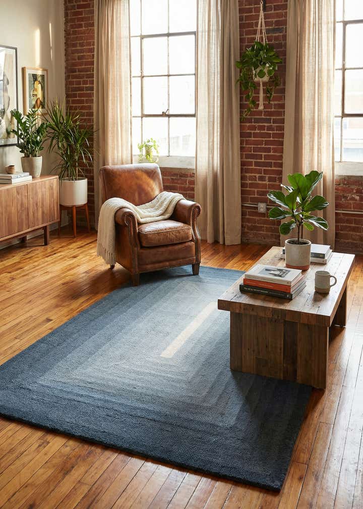 4' 1 x 6' 1 Ombre Wool Rug