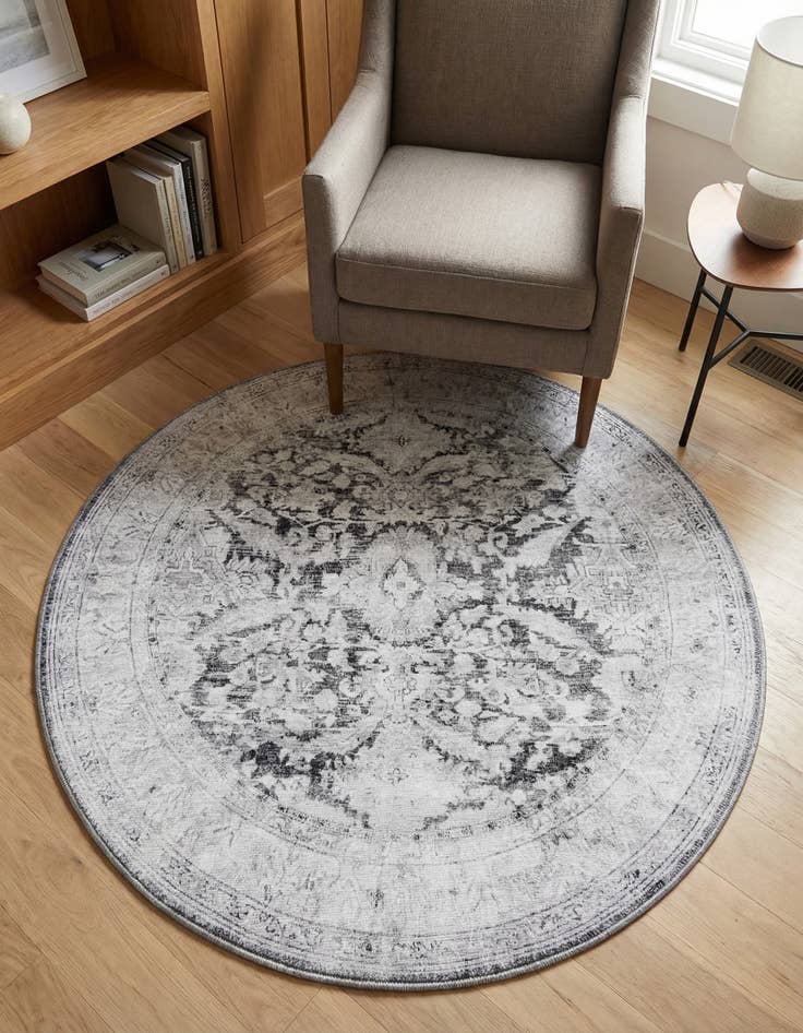 Detail image of 3' 6 x 3' 6 Timeless Round Rug