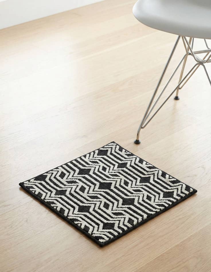 Detail image of 1' 4 x 1' 4 Vince Camuto Sample Rug