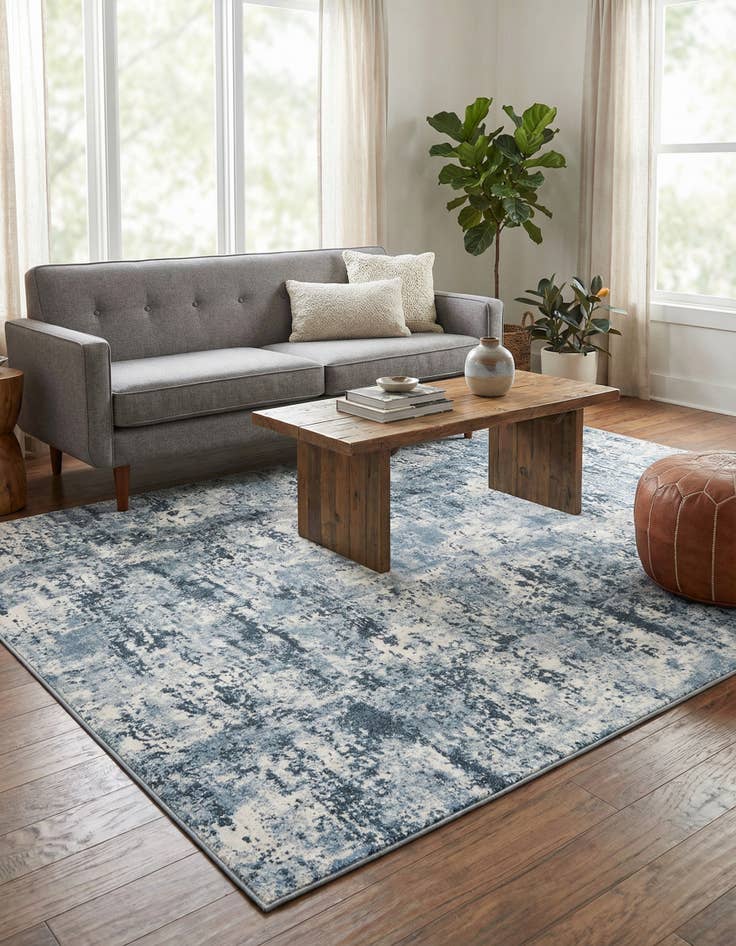 Detail image of 7' x 10' Aurora Rug