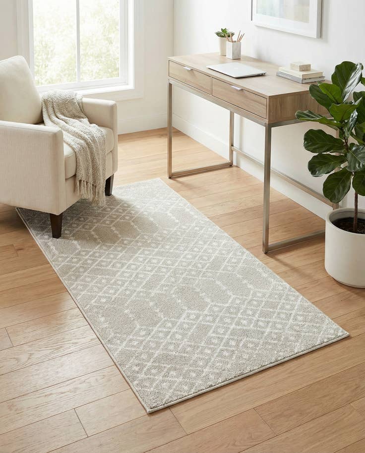 Detail image of 3' 3 x 5' 3 Paxon Trellis Rug