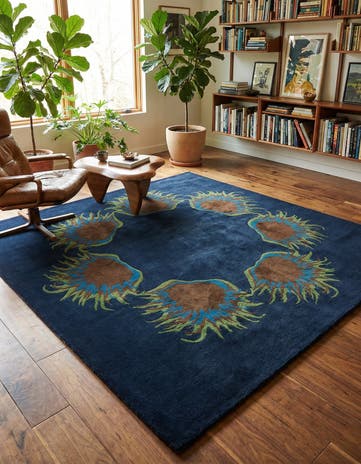 7' 5 x 7' 6 Luna Square Rug