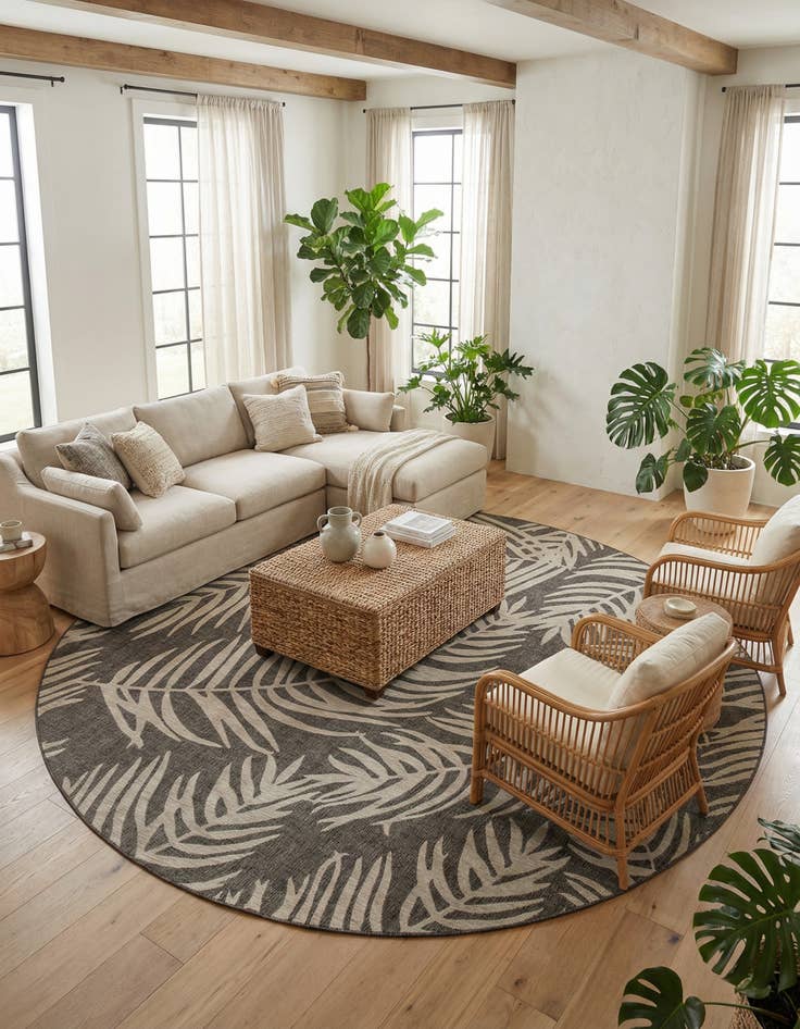 Detail image of 13' x 13'  Washable Botanical Indoor / Outdoor Round Rug