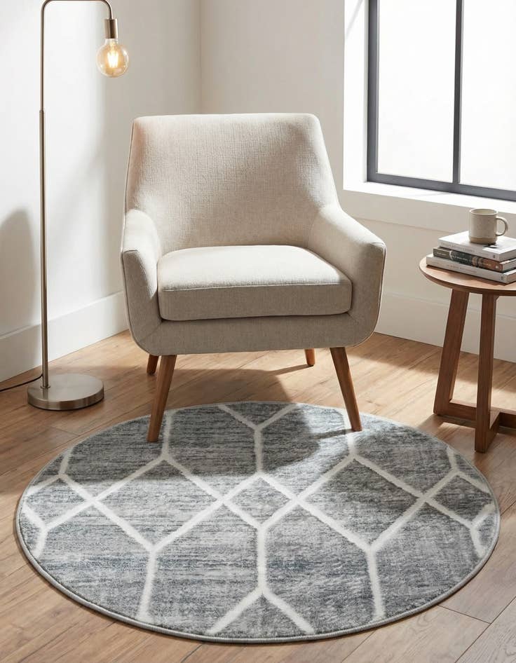 Detail image of  3' 3 x 3' 3 Lattice Trellis Round Rug