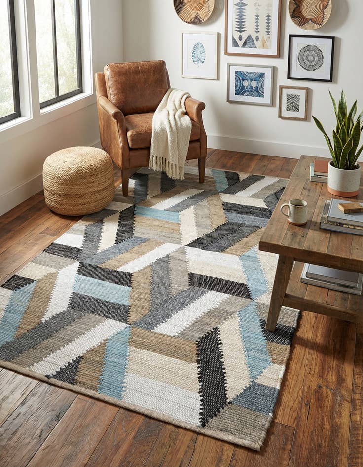 Detail image of 4' 1 x 6' 1 Hand Braided Chindi Cotton Rug