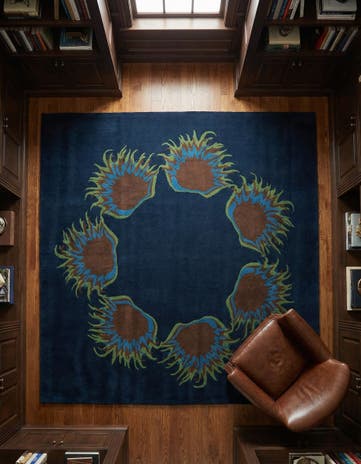 7' 7 x 7' 7 Agra Square Rug