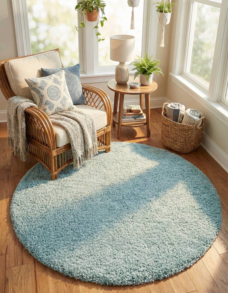 Detail image of 6' x 6' Zermatt Shag Round Rug