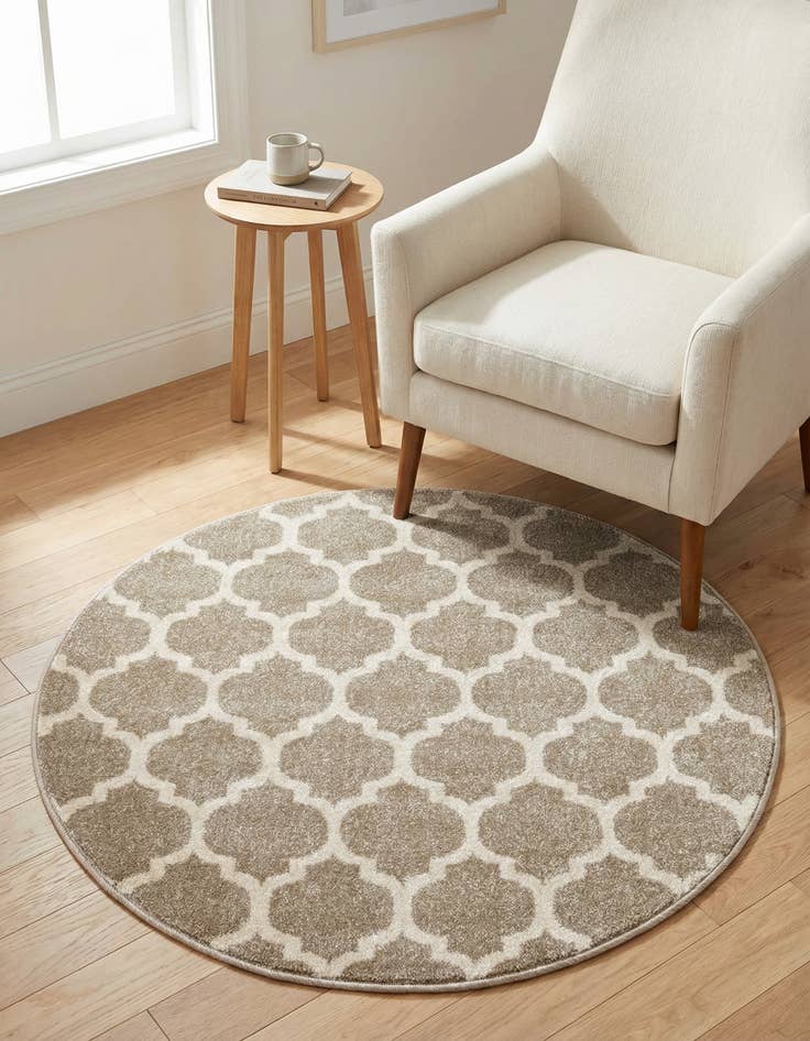 Detail image of 3' x 3' Lattice Round Rug