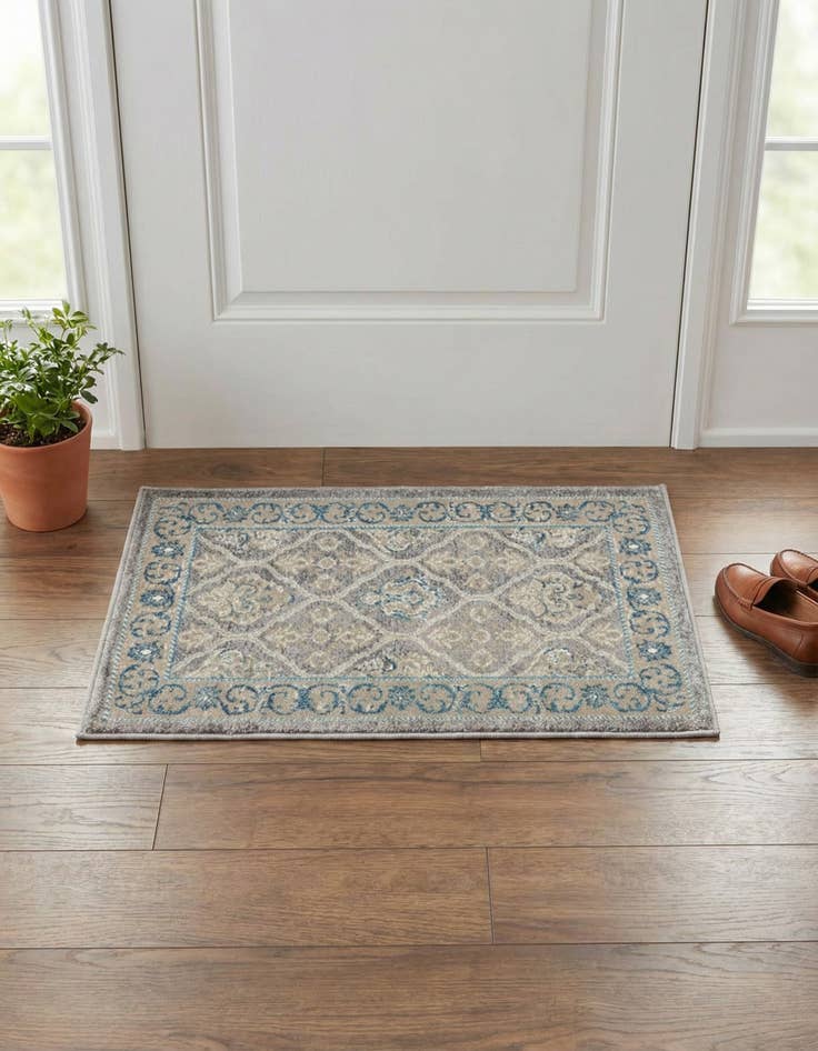 Detail image of 2' x 3' Viola Rug