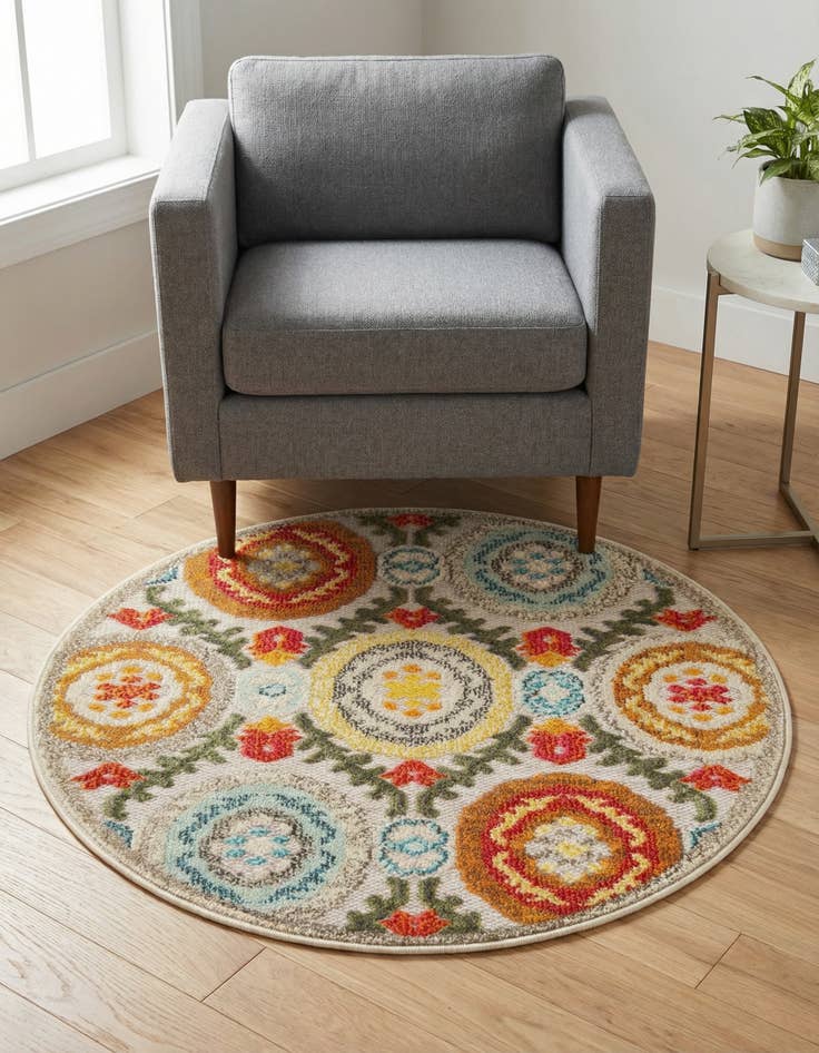 Detail image of 3' x 3' Washable Casablanca Indoor / Outdoor Round Rug