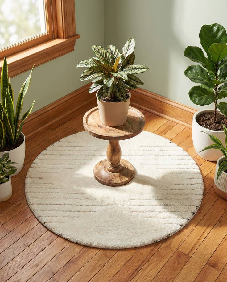 Detail image of 3' x 3' Prismatic Round Rug