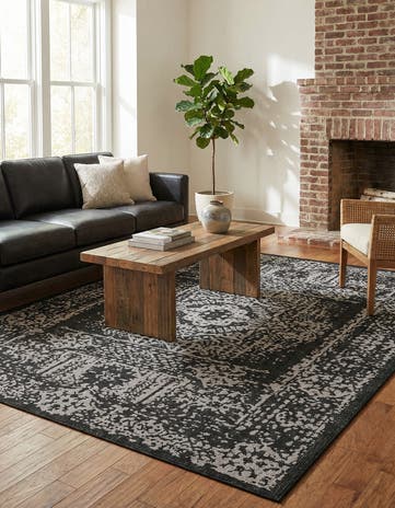 7' 10 x 10' Easy-Clean Traditional Indoor / Outdoor Rug