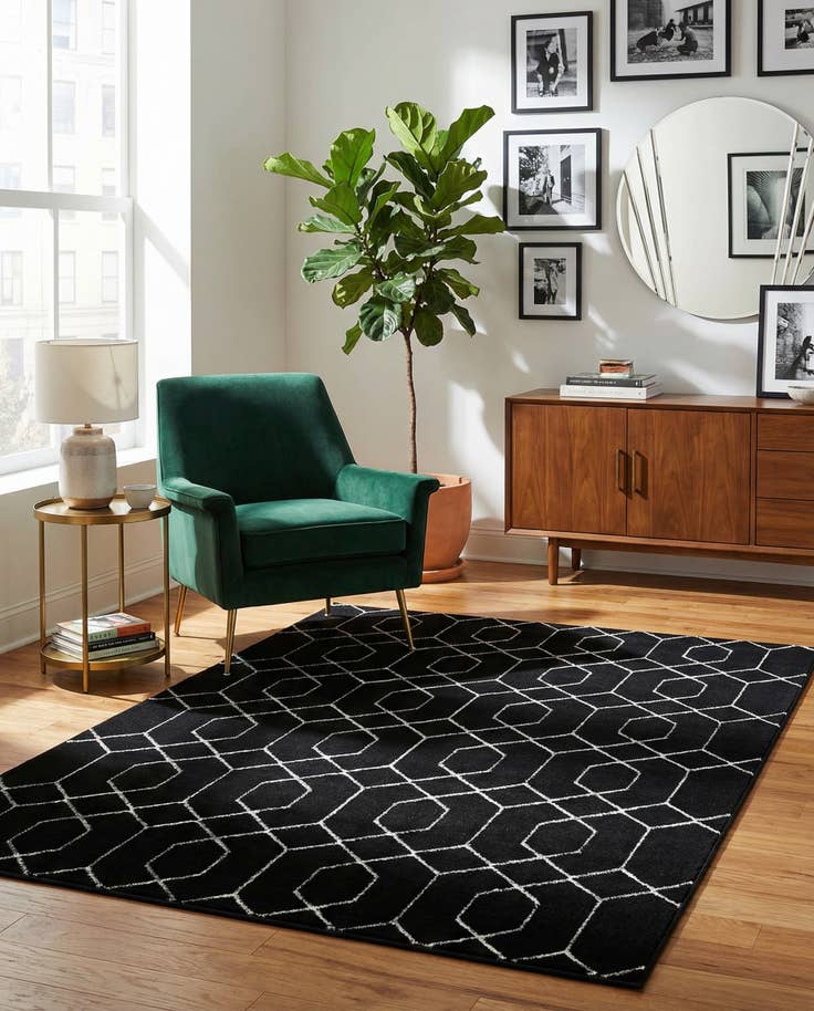 Detail image of 5' 3 x 7' Marilyn Monroe™ Glam Trellis Rug