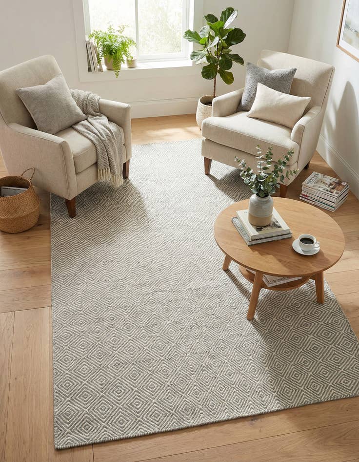 Detail image of 5' 1 x 8'  Hand Woven Geo Trellis Flatweave Rug