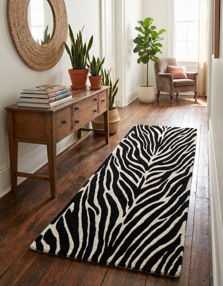 Detail image of 2' x 6' 1 Hand Tufted Safari Wool Runner Rug