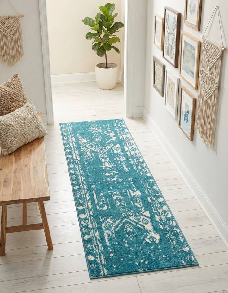 Detail image of 2' x 6' Lennon Runner Rug