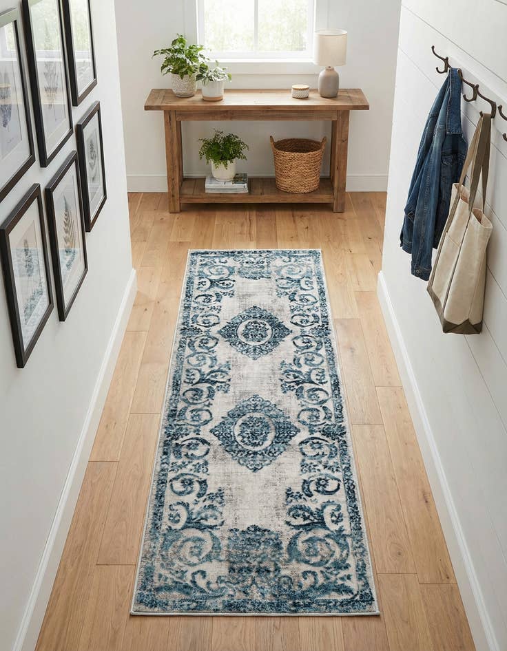 Detail image of 2' x 6' Finsbury Runner Rug