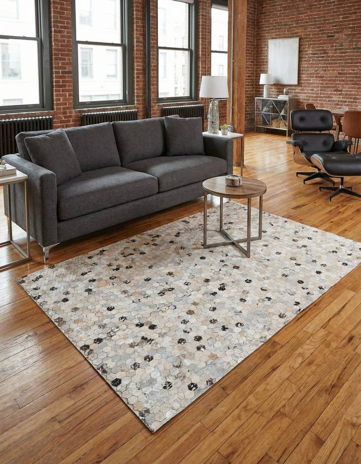 Detail image of 4' 1 x 5' 6 Cowhide Stocks Rug