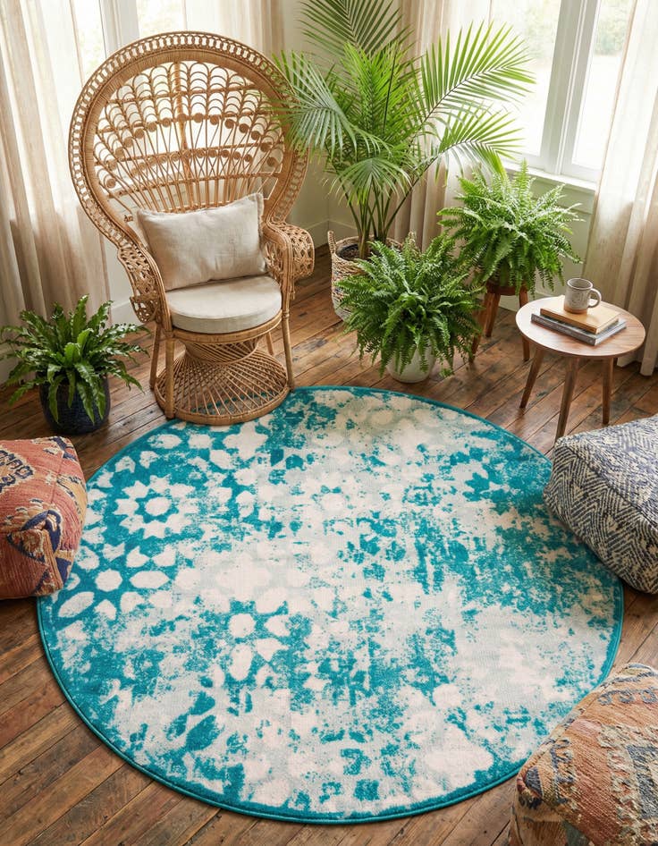 Detail image of 5' x 5' Monaco Round Rug