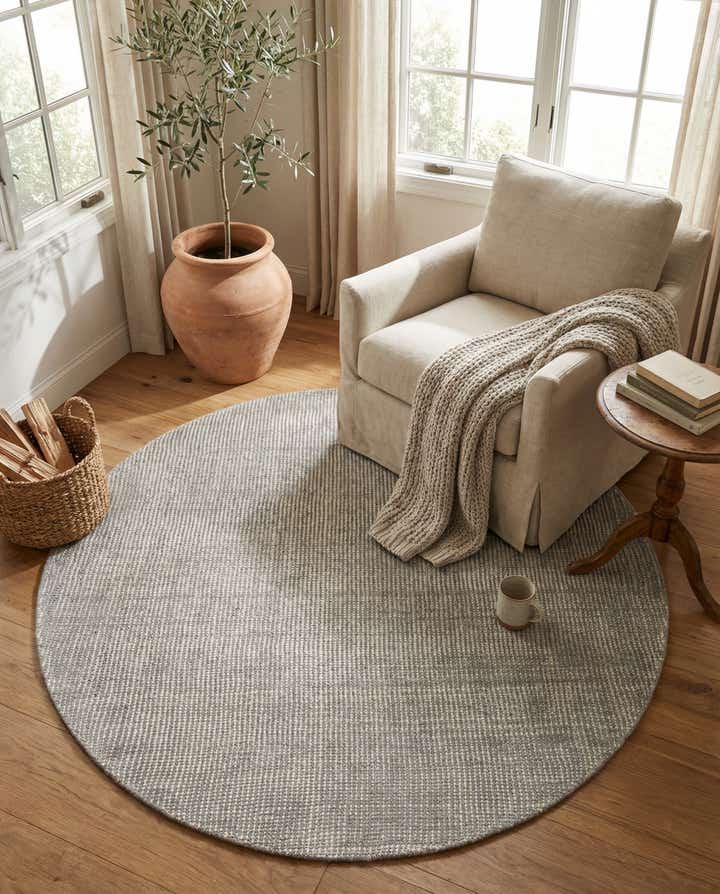 4' 1 x 4' 1 Hand Woven Jill Zarin English Manor Farmhouse Wool Round Rug