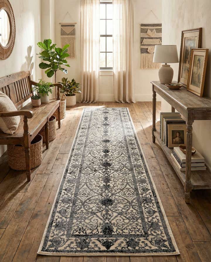 2' 7 x 10' Miranda Runner Rug