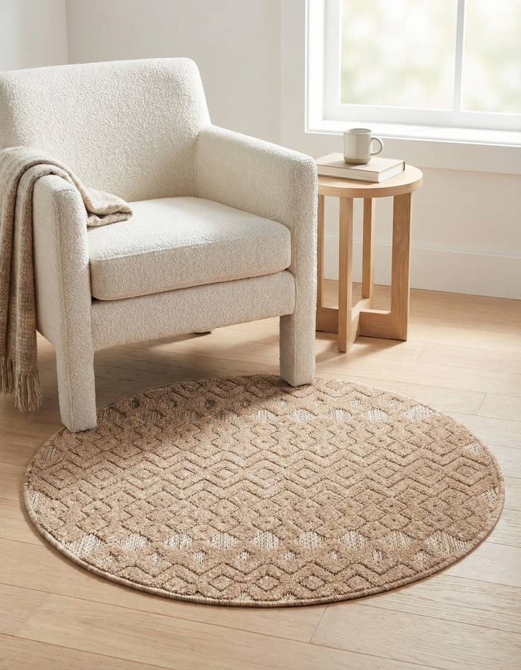 Detail image of 3' x 3' Easy-Clean Trellis Textured Indoor / Outdoor Round Rug